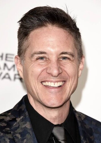 Yuri Lowenthal