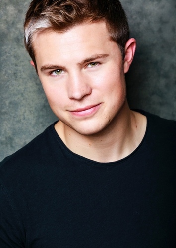 ZACH LUKE LOOMIS