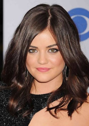 Zoe Baker (26 - 32)