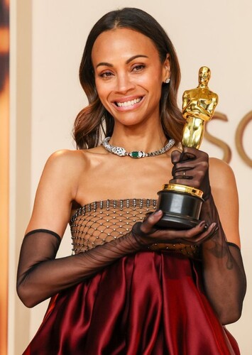 Zoe Saldaña 🏆