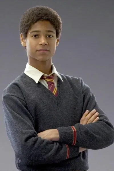 Dean Thomas (4-7)