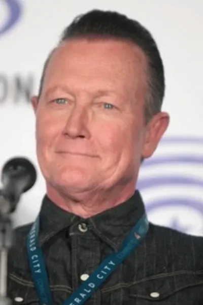 Robert Patrick