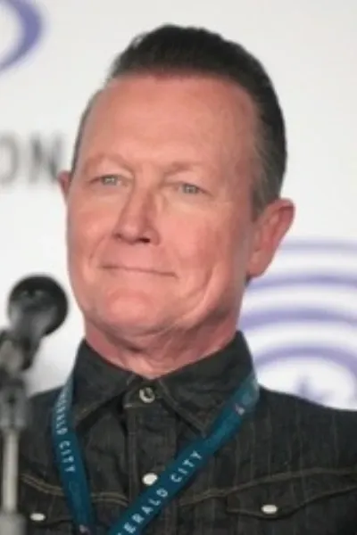Robert Patrick photo 1
