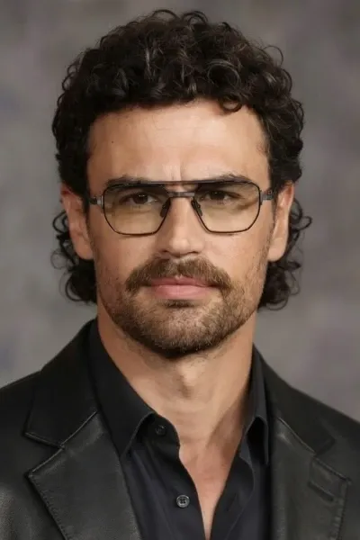 Dr. Ian Malcolm photo 2