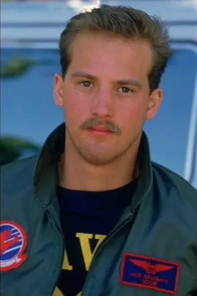 LTJG Nick Bradshaw
