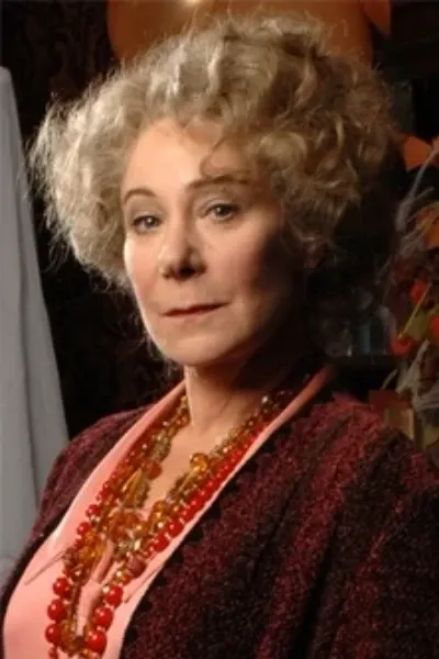 Ariadne Oliver