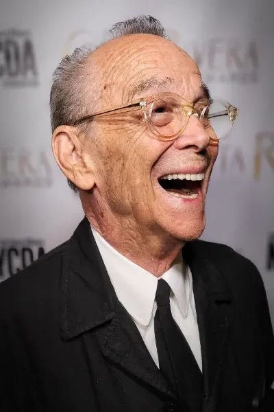 Joel Grey 🏆