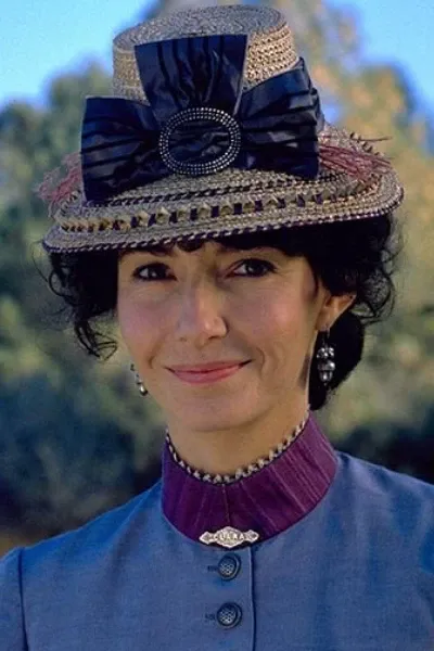 Clara Clayton