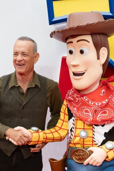 Tom Hanks 🏆