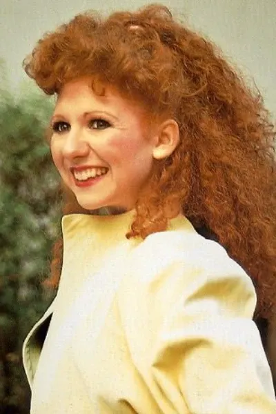 Melanie Bush photo 1