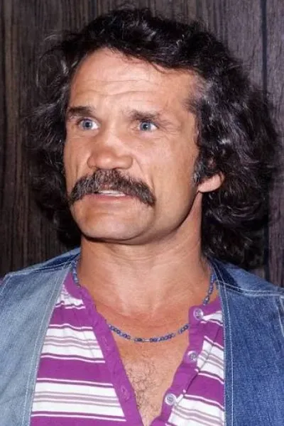 Charles Dierkop