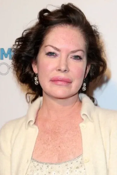 Lara Flynn Boyle