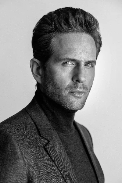 Glenn Howerton