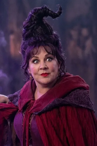 Mary Sanderson photo 2