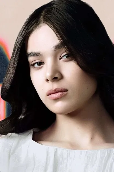 Hailee Steinfeld