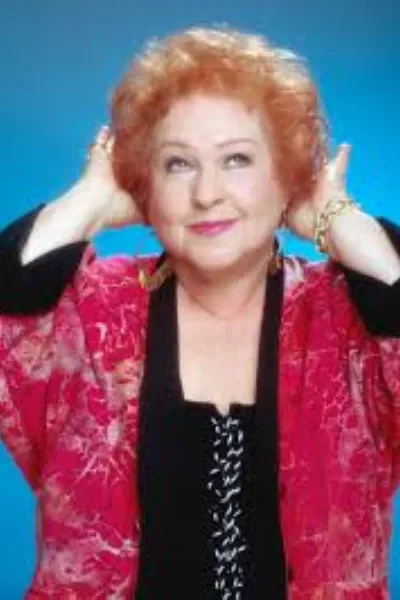 Estelle Harris