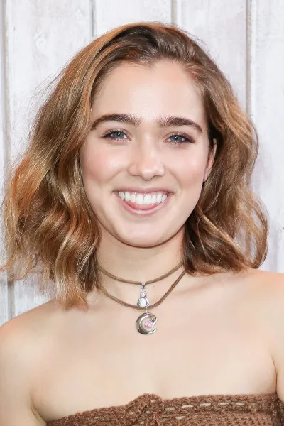 Hailey Lu Richardson