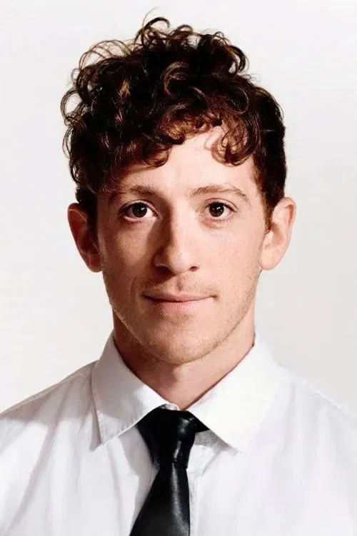 Ethan Slater photo