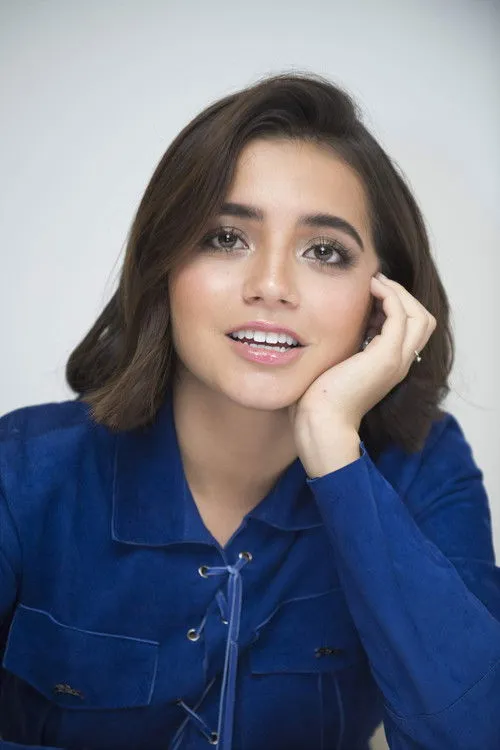 Isabela Merced photo