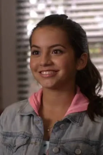 Isabela Merced photo