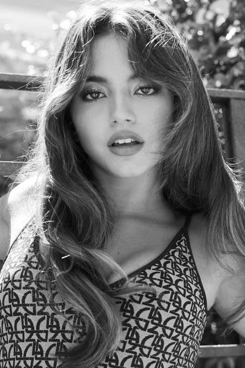 Isabela Merced photo
