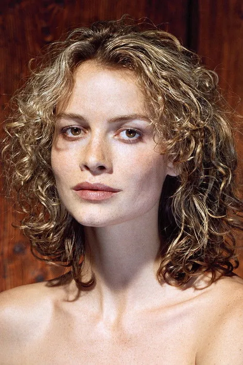 Saffron Burrows photo
