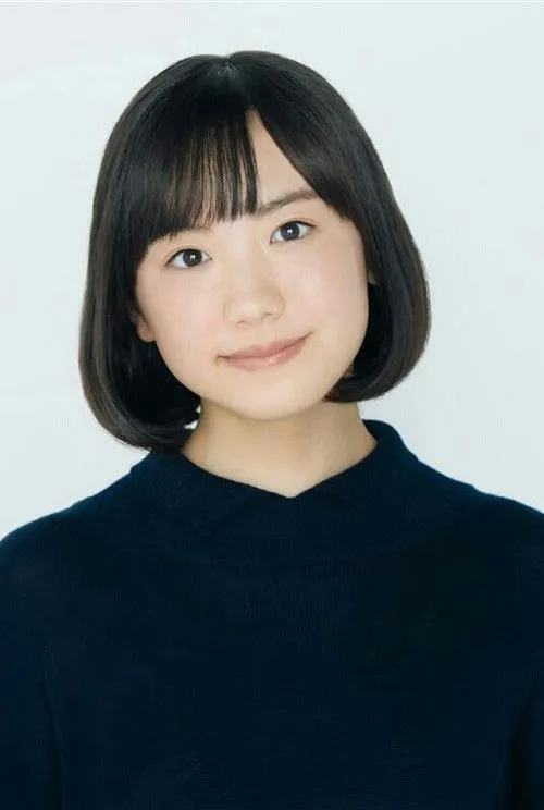 Mana Ashida photo