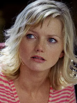 Hannah Spearritt photo