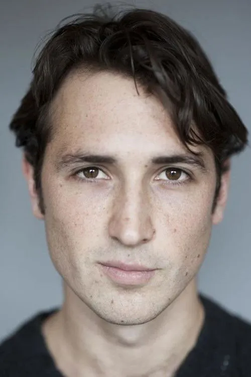 Ben Lloyd-Hughes photo