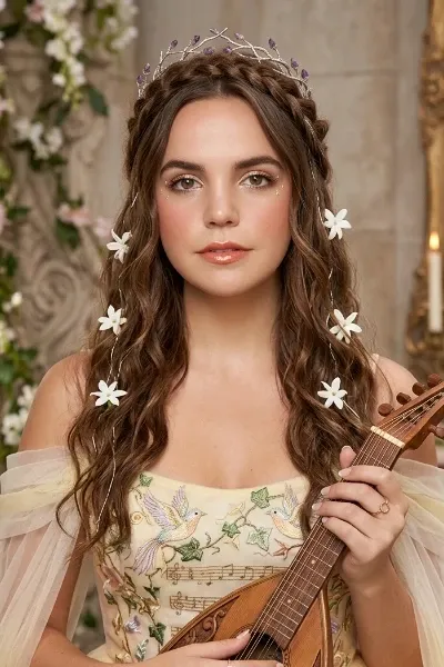 Bailee Madison photo