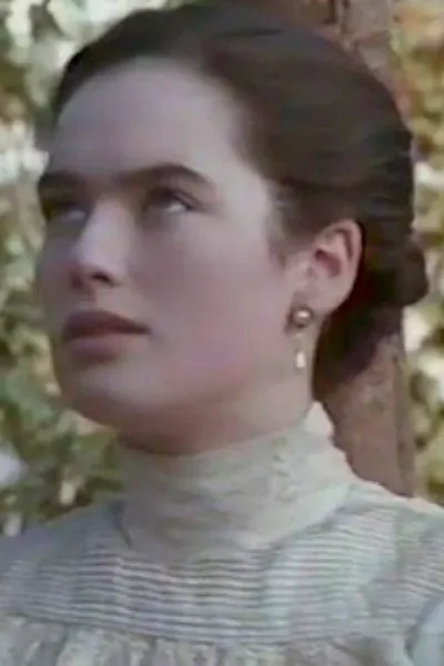 Lena Headey photo