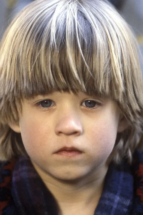 Haley Joel Osment photo
