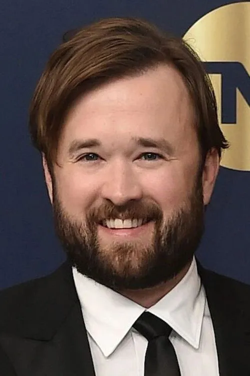 Haley Joel Osment photo