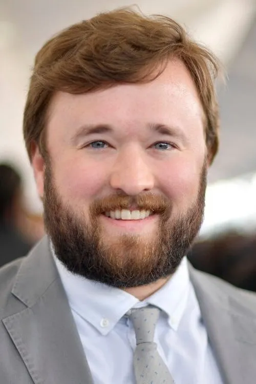 Haley Joel Osment photo