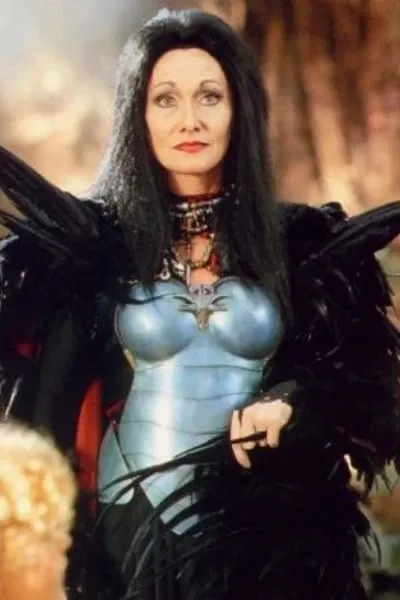 Siân Phillips photo