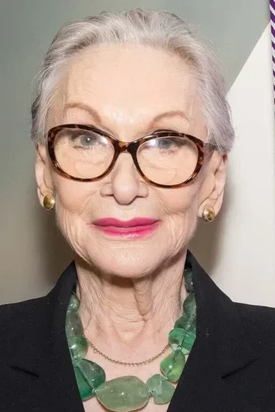 Siân Phillips photo