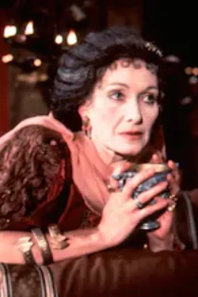 Siân Phillips photo