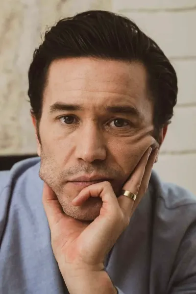 Tom Pelphrey photo