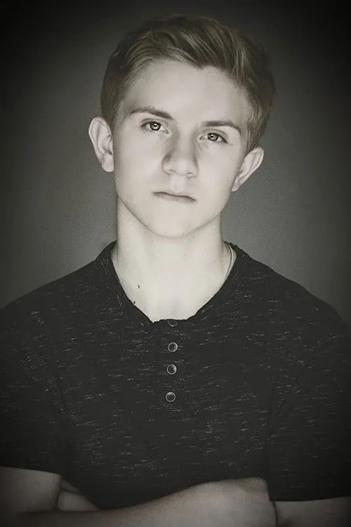 Aiden Flowers photo