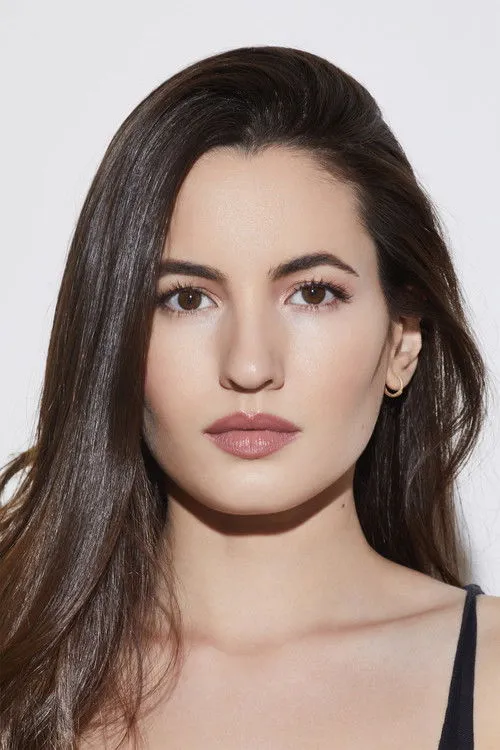 Ivana Baquero photo