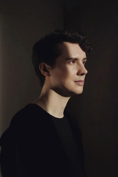 Daniel Howell photo