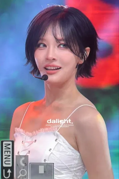 Moon Su-a photo