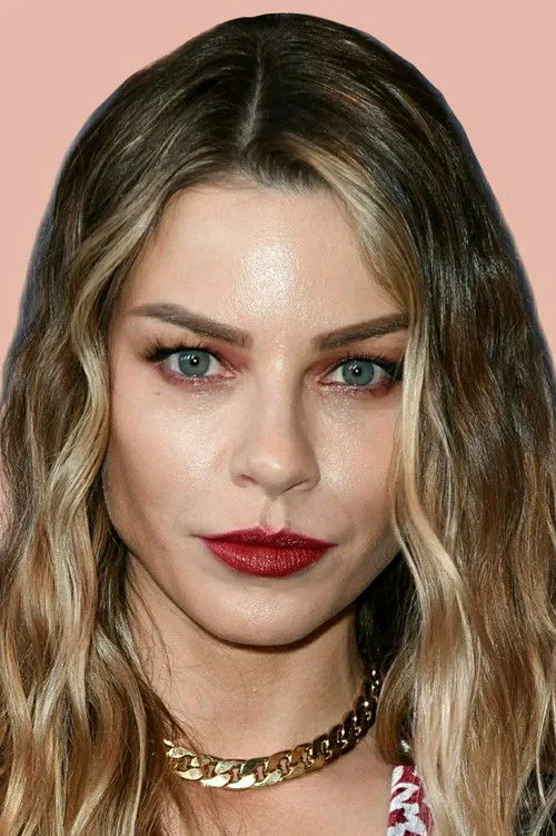 Lauren German photo
