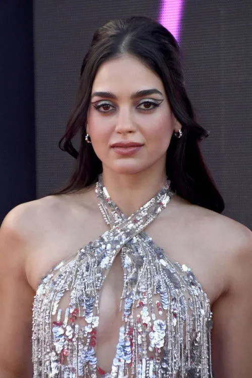 Melissa Barrera photo
