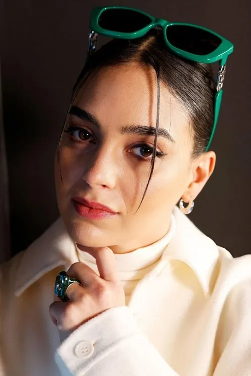 Melissa Barrera photo