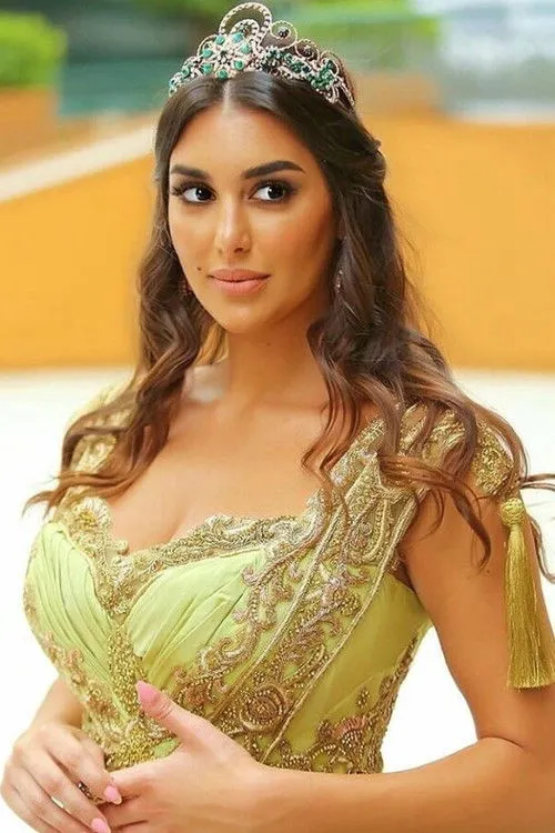 Yasmine Sabry photo