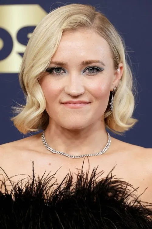 Emily Osment photo