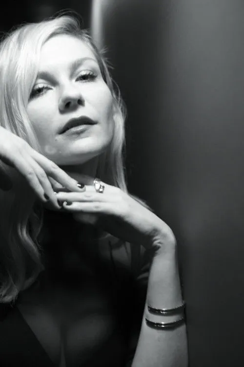 Kirsten Dunst photo