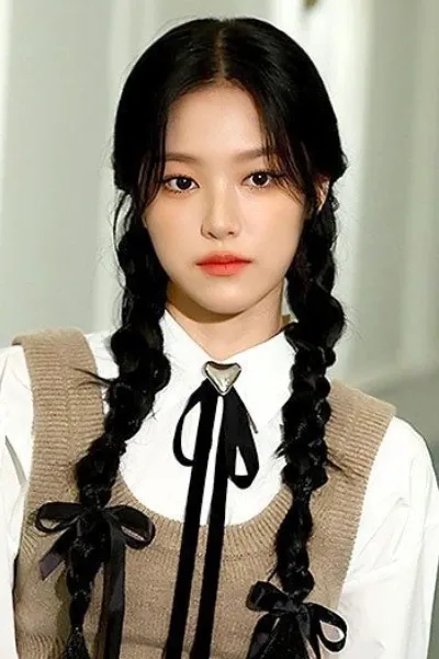 Kim Hyunjin photo