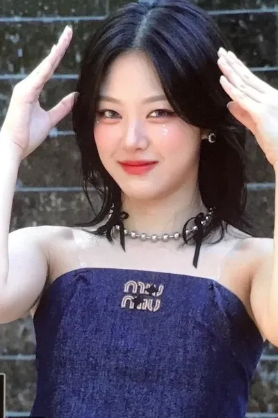 Kim Hyunjin photo